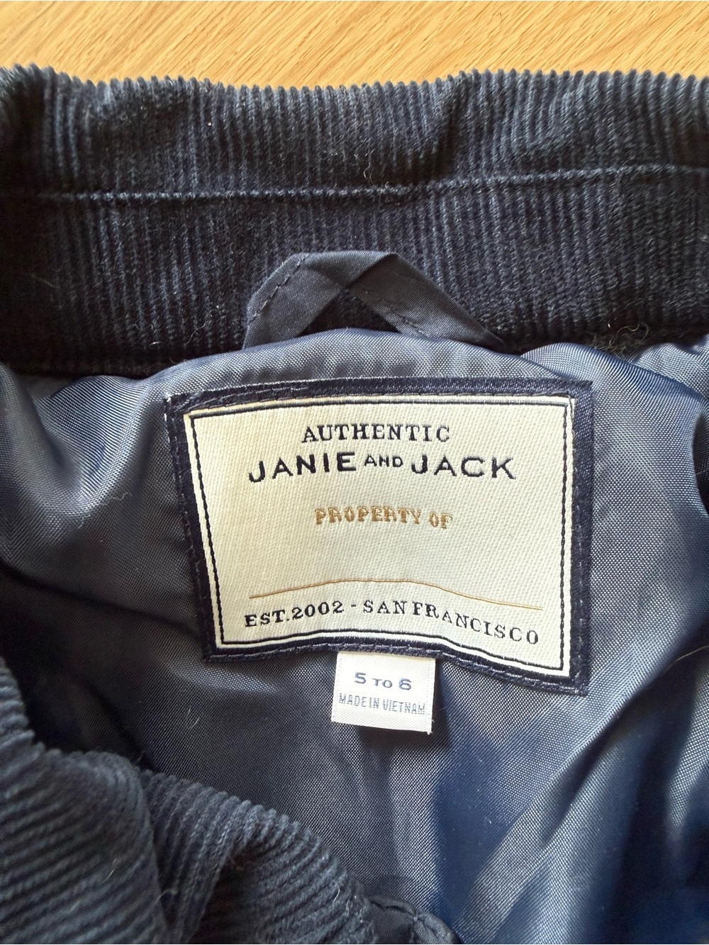 Janie and Jack Navy Quilted Puffer Jacket - Sz 5-6 - Picture 3 of 4